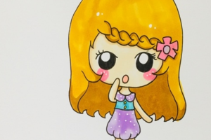 漂亮的长发女孩动漫简笔画